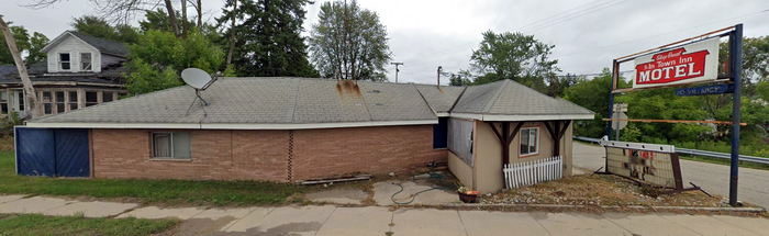 In Town Inn Motel (Northern Trails Motel) - Web Listing (newer photo)